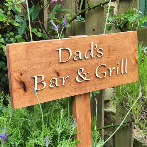 Dad_s-Bar-and-Grill-Sign