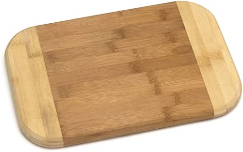Kitchen-Cutting-and-Serving-Board-luxury-vegan-gift