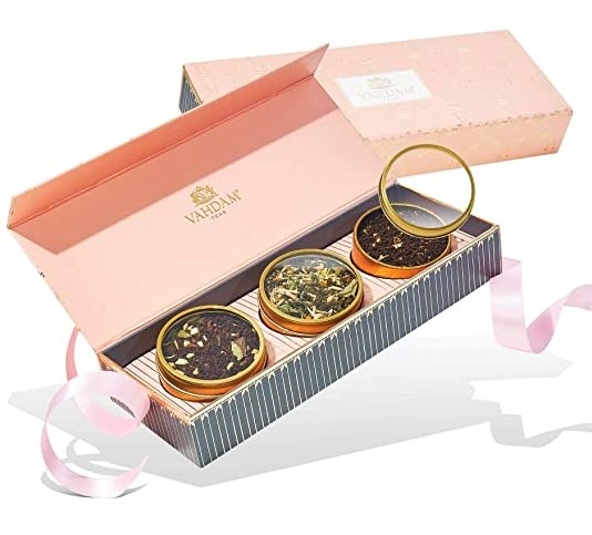 Assorted-Tea-Gift-Set-Blush-65th-birthday-gifts