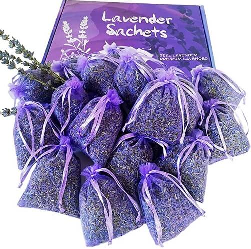 Lavender-Sachet-bridal-shower-gifts-daughter