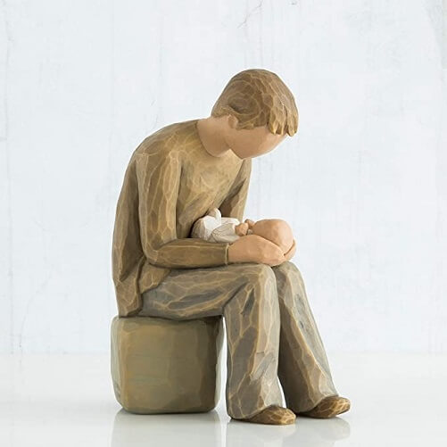 Sculpted-Figure-baby-shower-gifts-for-dad