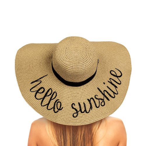 Wide-brim-hat-gifts-for-beach-lovers