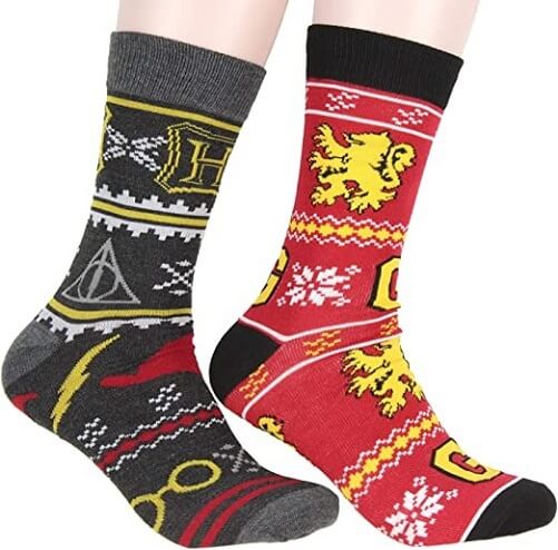 Harry-Potter-Adult-Gryffindor-Socks-best-gryffindor-gifts