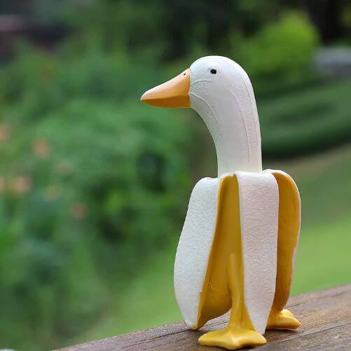 Creative-Resin-Banana-Duck-Garden-Gnomes-Funny-Housewarming-Gifts