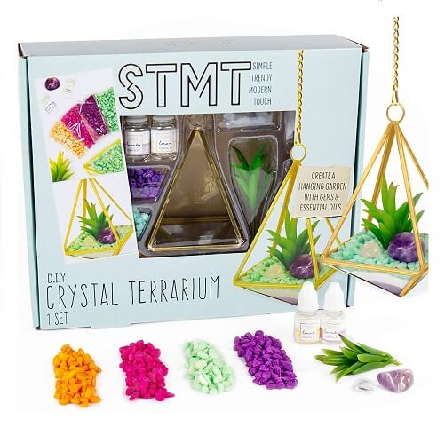 DIY-Crystal-Terrarium-Gifts-for-nature-lovers