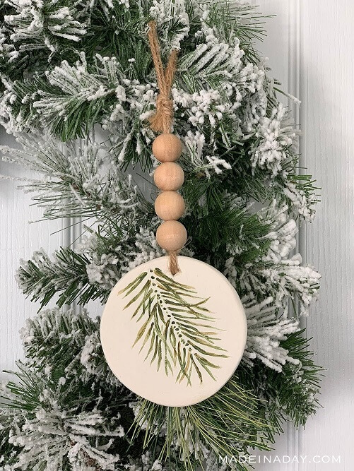 Evergreen-Clay-Ornament-DIY-Christmas-ornaments-as-gifts