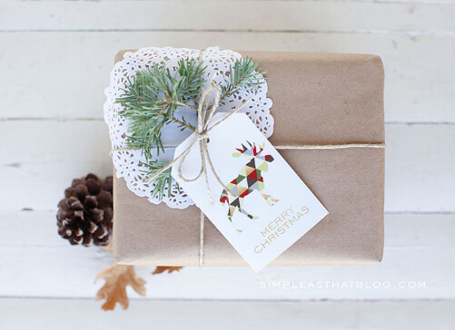 Merry-and-Bright-Printable-Christmas-Gift-Tags-free-printable-Christmas-gift-tags