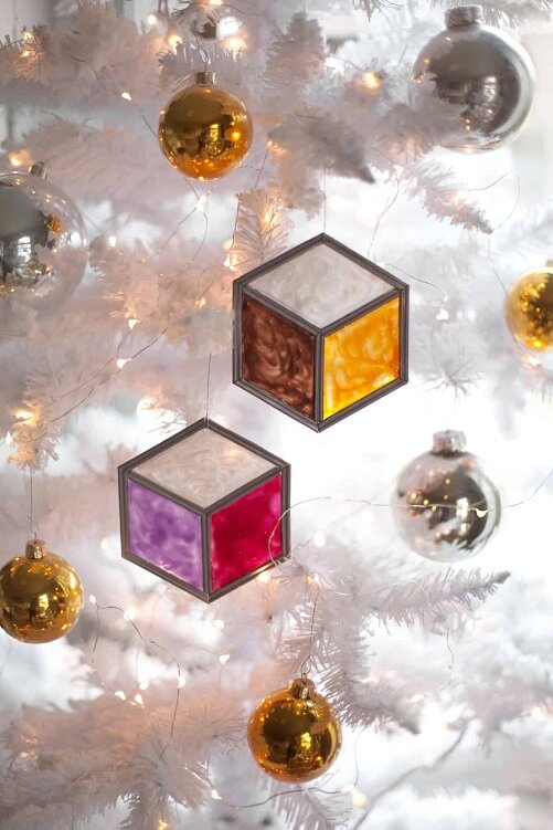 Stained-Glass-Ornament-DIY-Christmas-ornaments-as-gifts