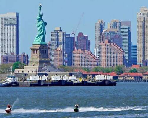 Statue-of-Liberty-Experience-Gifts-New-York-City