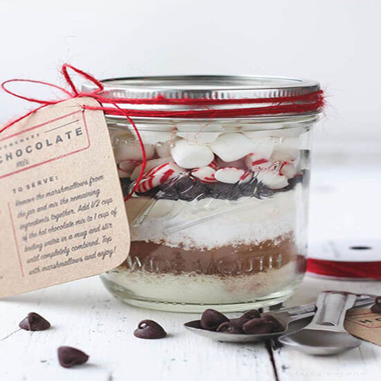 Chocolate-Countdown-Jar-DIY-gifts-for-long-distance