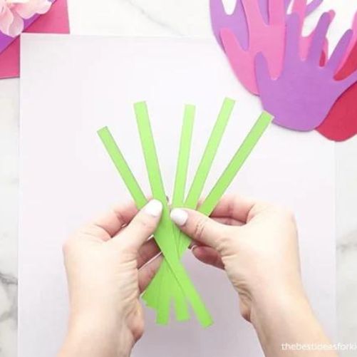 Hand-printed-bouquet-Mothers-Day-Craft-Ideas-For-Kids