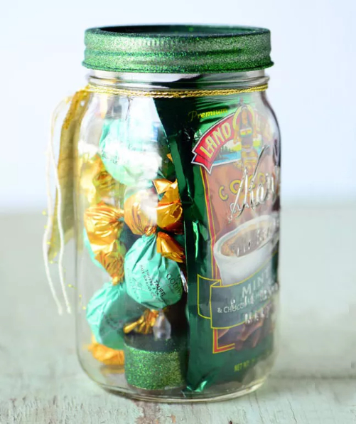 mason-jar-choco-mint-Mason-Jar-Christmas-Gifts