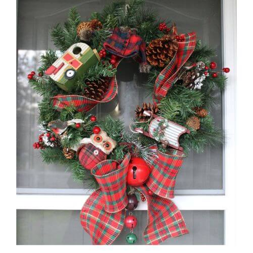 Apple-Teacher-Wreath-DIY-Christmas-Gifts-for-Teachers