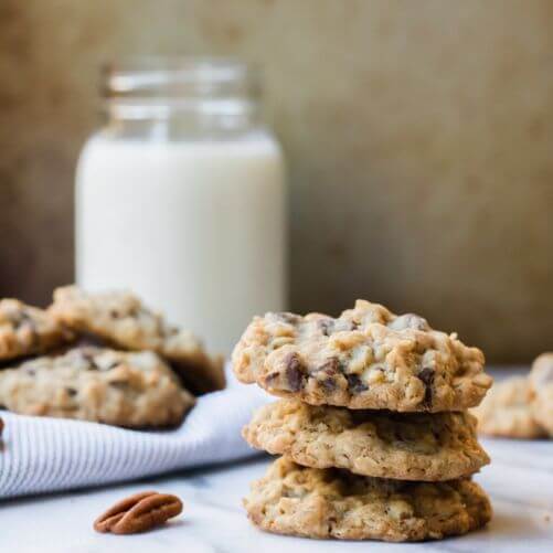 Chocolate-Chip-Oatmeal-Pecan-Cookies-DIY-Christmas-Gifts-for-Teachers