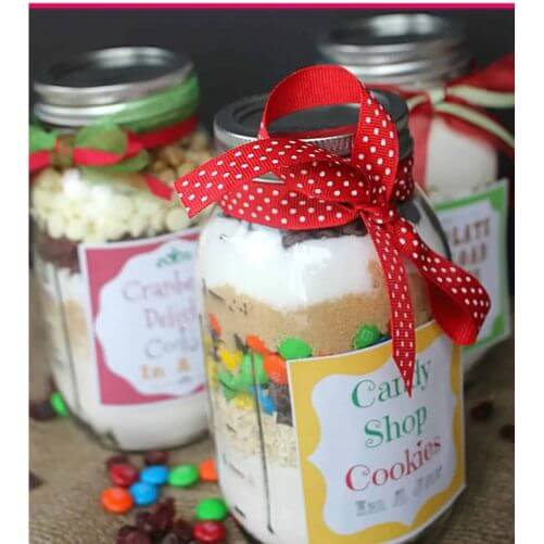 Christmas-Cookies-Jar-DIY-Christmas-Gifts-for-Teachers