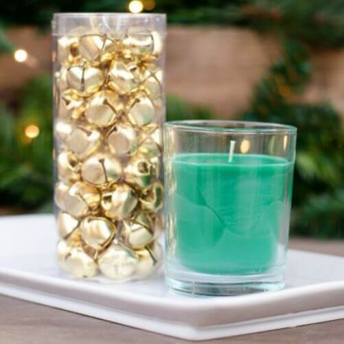 DIY-Jingle-Bells-Candle-DIY-Christmas-Gifts-for-Teachers