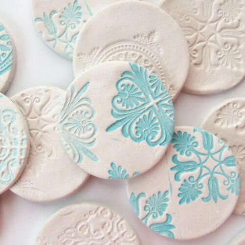 DIY-Stamped-Clay-Magnet-DIY-Gifts-for-Best-Friends