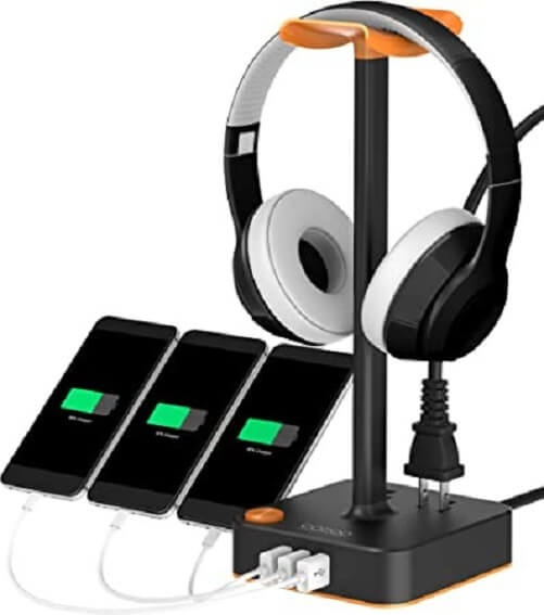 Headphone-Stand-with-USB-Charger-gifts-for-gamer-boyfriend