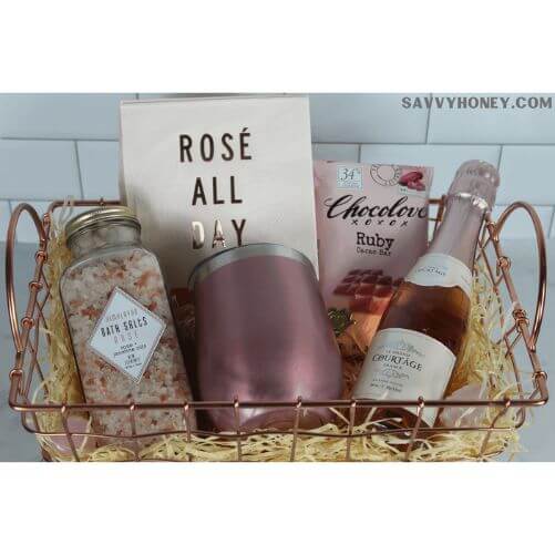 Rose-Wine-Gift-Basket-DIY-Gifts-for-Best-Friends