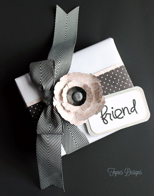 Scrapbook-Paper-wedding-gift-wrapping-ideas