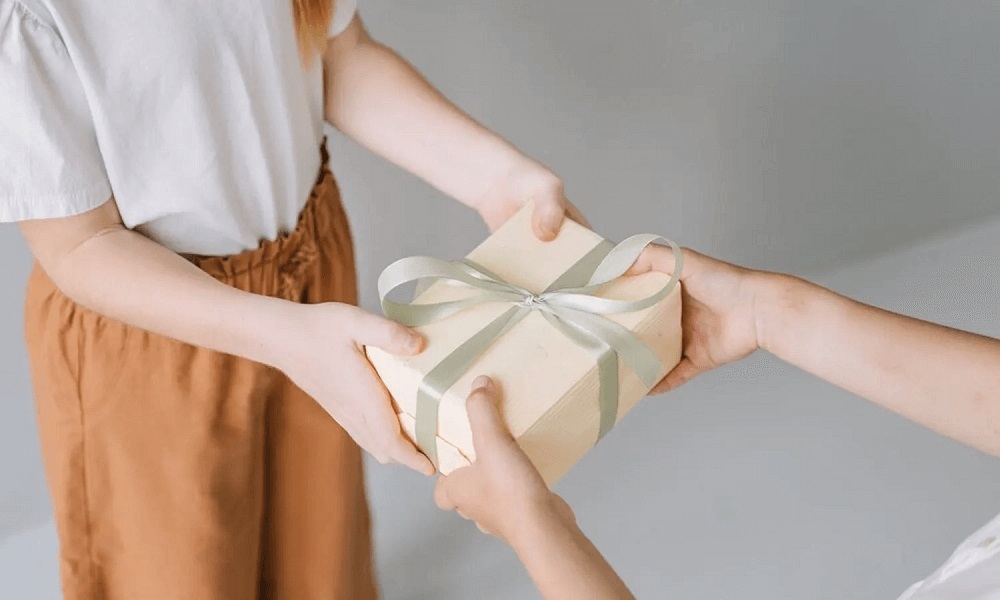 Why-should-you-give-special-gifts