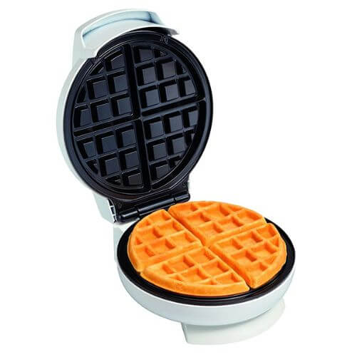 Waffle-Maker-with-Non-Stick-Grids