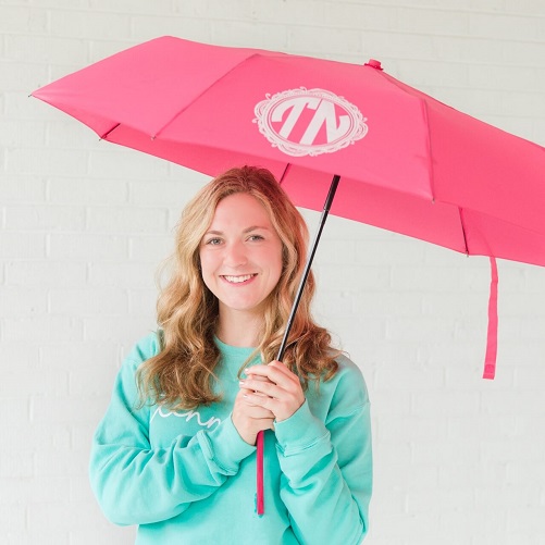 A-Monogrammed-Umbrella-inexpensive-personalized-gifts