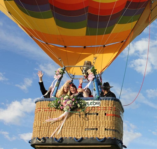 Hot-Air-Balloon-Ride-22nd-Birthday-Gifts