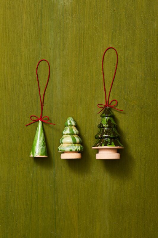 Marbled-Nail-Polish-Tree-Ornaments diy stocking stuffers