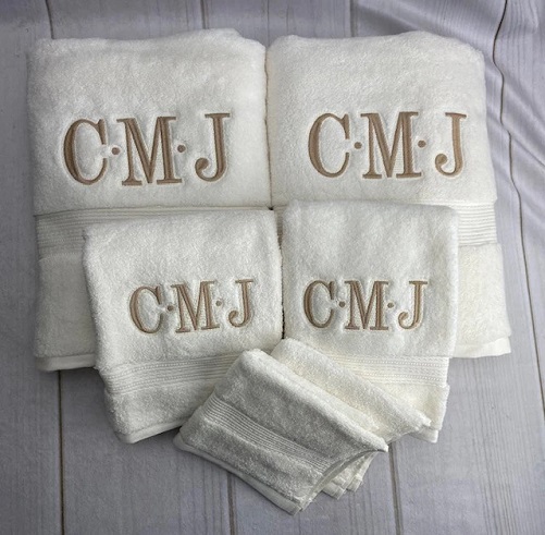 Monogrammed-Towels-personalized-housewarming-gifts