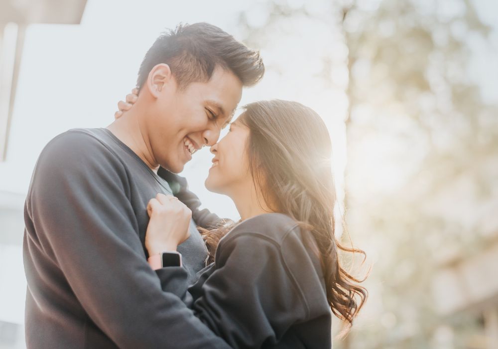 Outdoor-Photography-Session-Valentines-Day-Dates-for-Teenagers