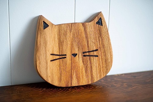 Cat Shaped Cheese Board gifts for cat moms