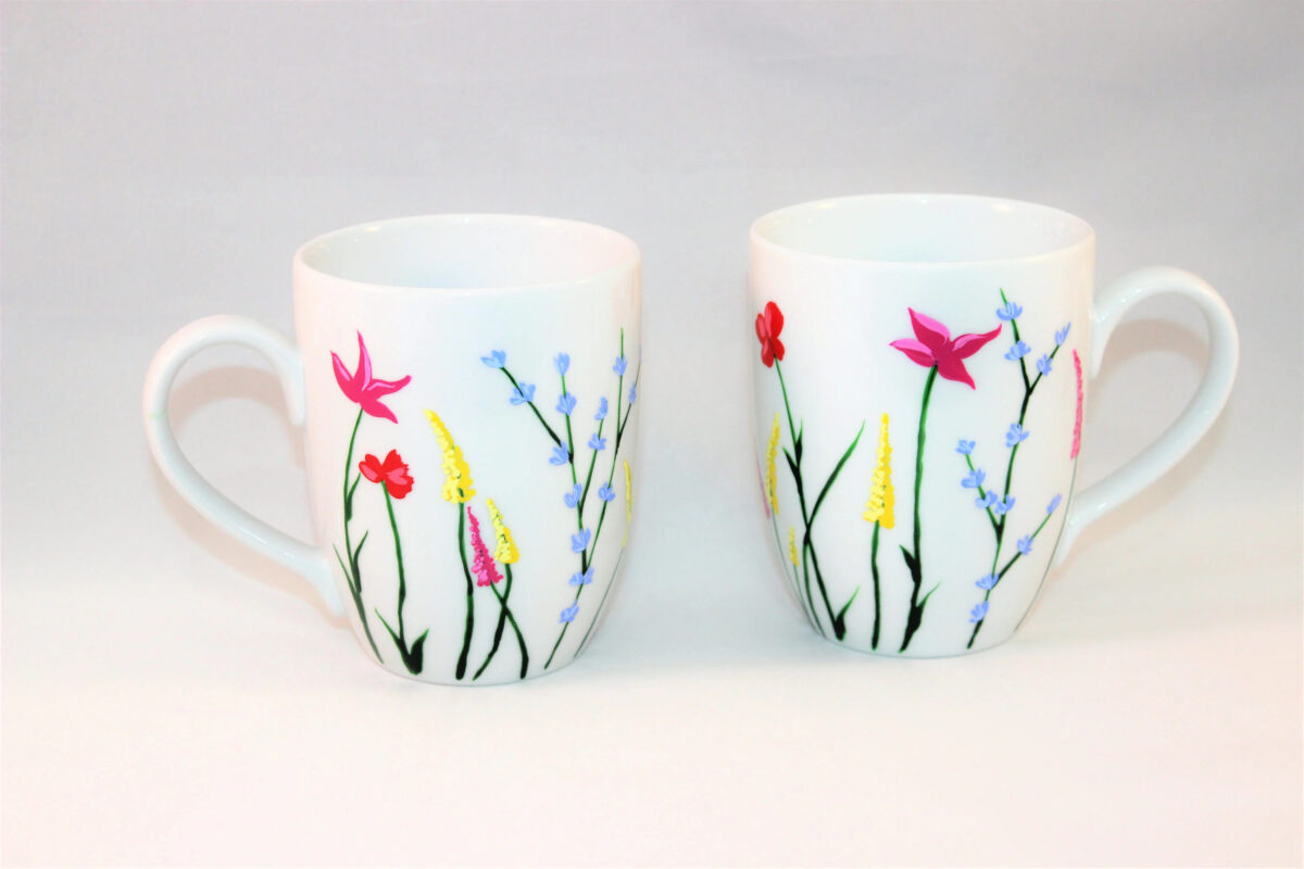 Hand-Decorated-Coffee-Mug-diy-gifts-for-mothers-day-scaled