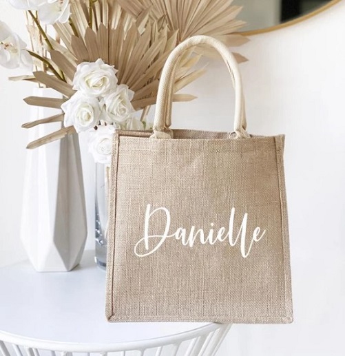 Personalized-Bridesmaid-Beach-Bag-personalized-bridesmaid-gifts