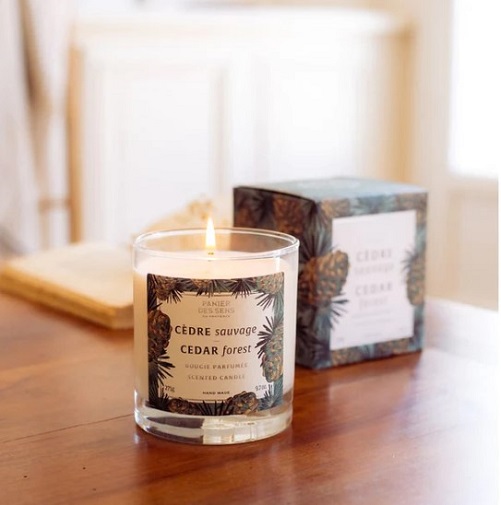 Scented-Candles-For-Desk-administrative-professional-gift-ideas