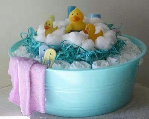 Bathtub Diaper Cakes baby shower gift wrapping ideas diy