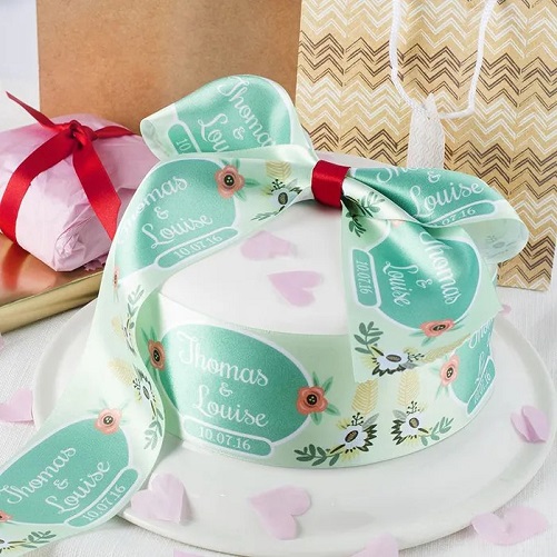 Personalized-Ribbon-baby-shower-gift-wrapping-ideas