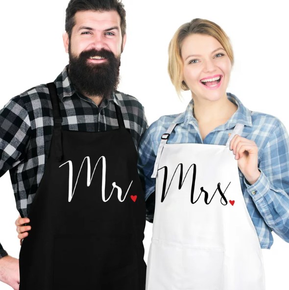 His and Her Aprons his and hers gift ideas
