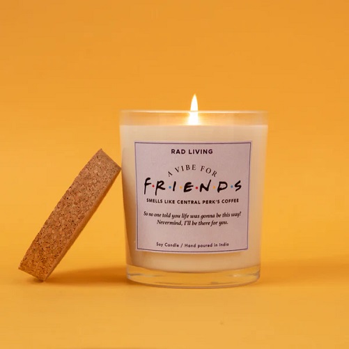 'Friends' Candle birthday gifts for sister