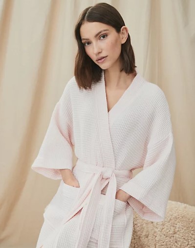 Waffle Robe gifts for women in their 30s