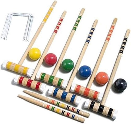 Deluxe Croquet Set gifts for men in their 20s