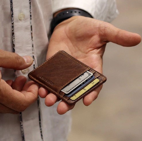 Slim Wallet gifts for men in their 20s